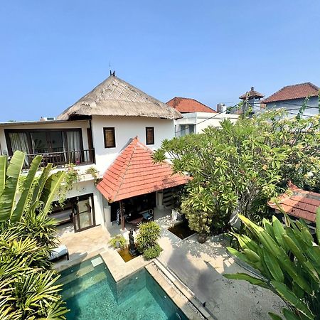Dream Villa Carissa Seminyak Centre Exteriör bild