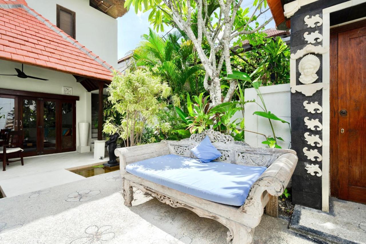 Dream Villa Carissa Seminyak Centre Exteriör bild