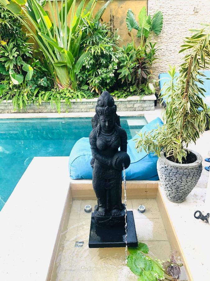 Dream Villa Carissa Seminyak Centre Exteriör bild